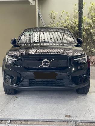 VOLVO C40 P8 RECHARGE PURE ELECTRIC AWD
